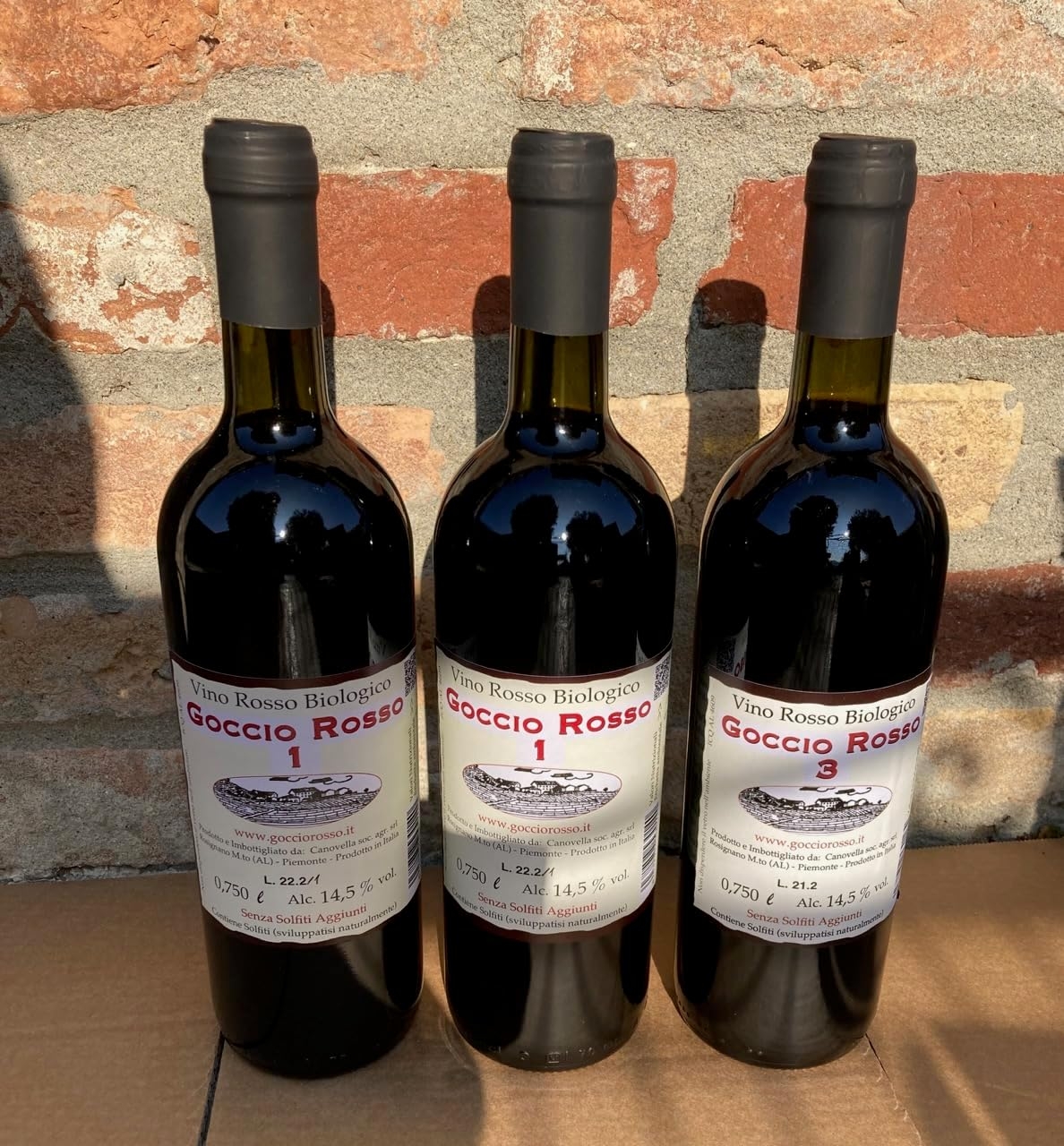 Confezione assaggio 3 bottiglie miste Goccio Rosso - Vino rosso bio senza solfiti aggiunti - non filtrato - vegano - 0,75 l - dal produttore al consumatore
